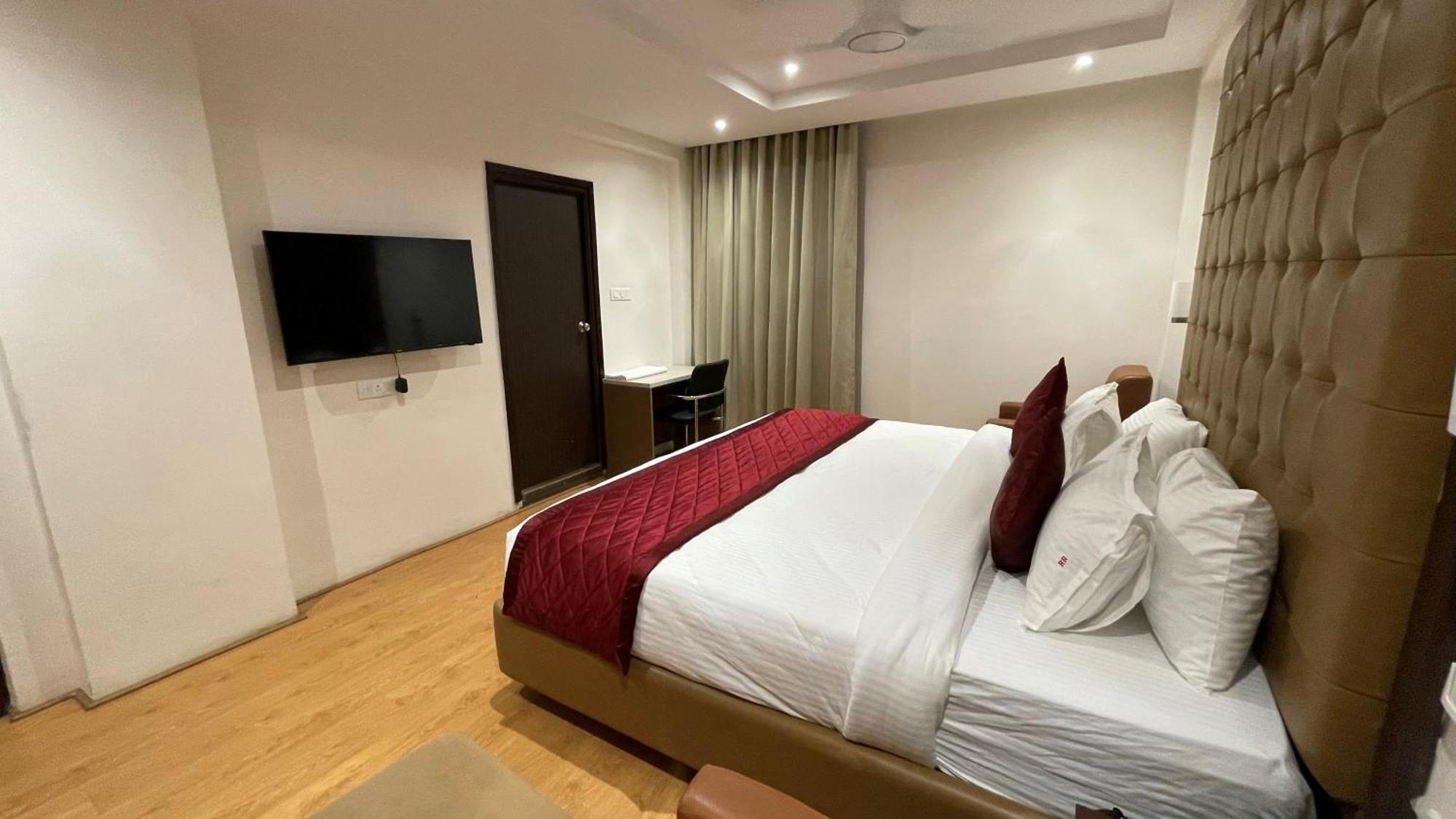 Hotel Silver Cle ไฮเดอราบัด ภายนอก รูปภาพ