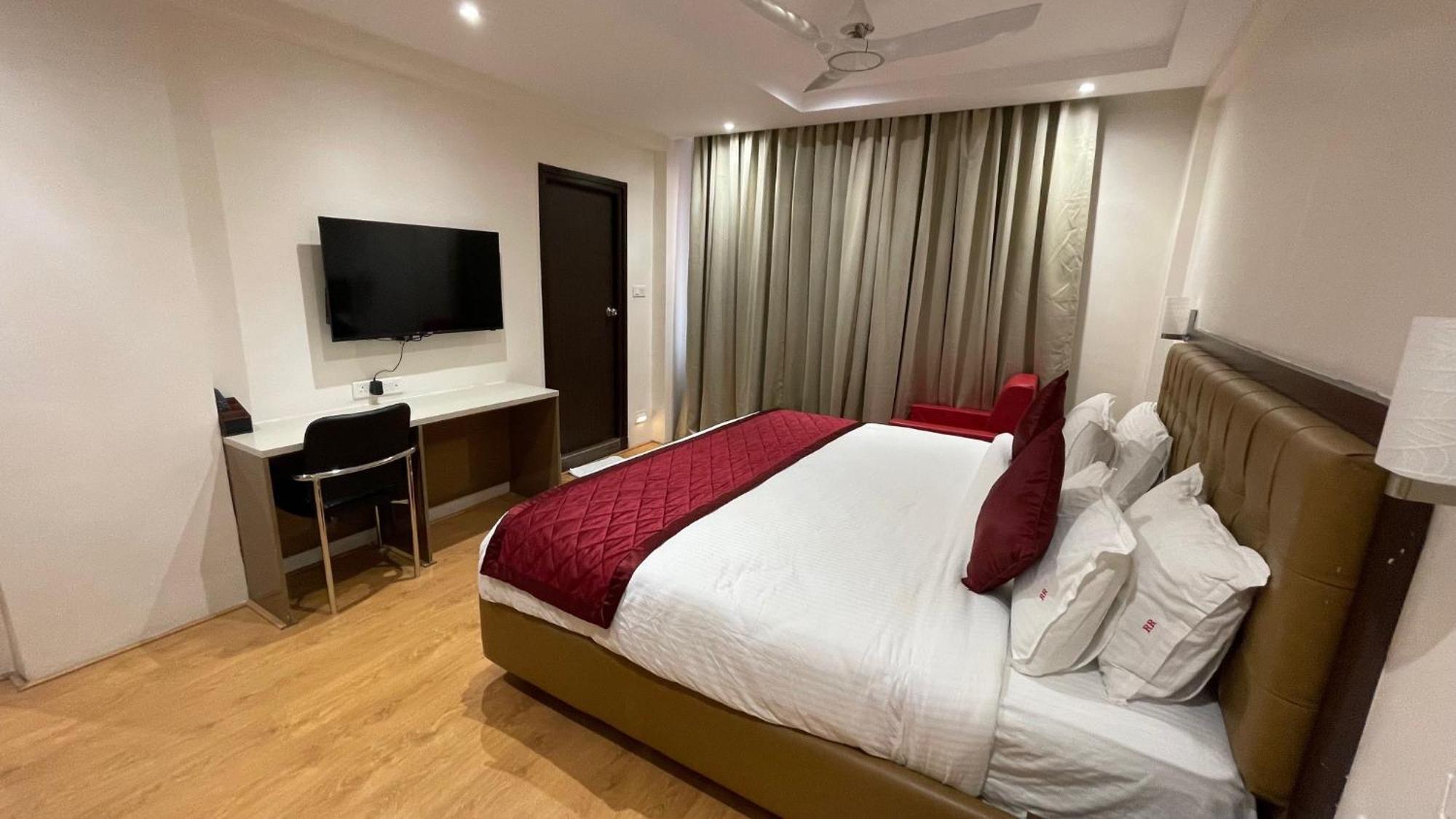Hotel Silver Cle ไฮเดอราบัด ภายนอก รูปภาพ