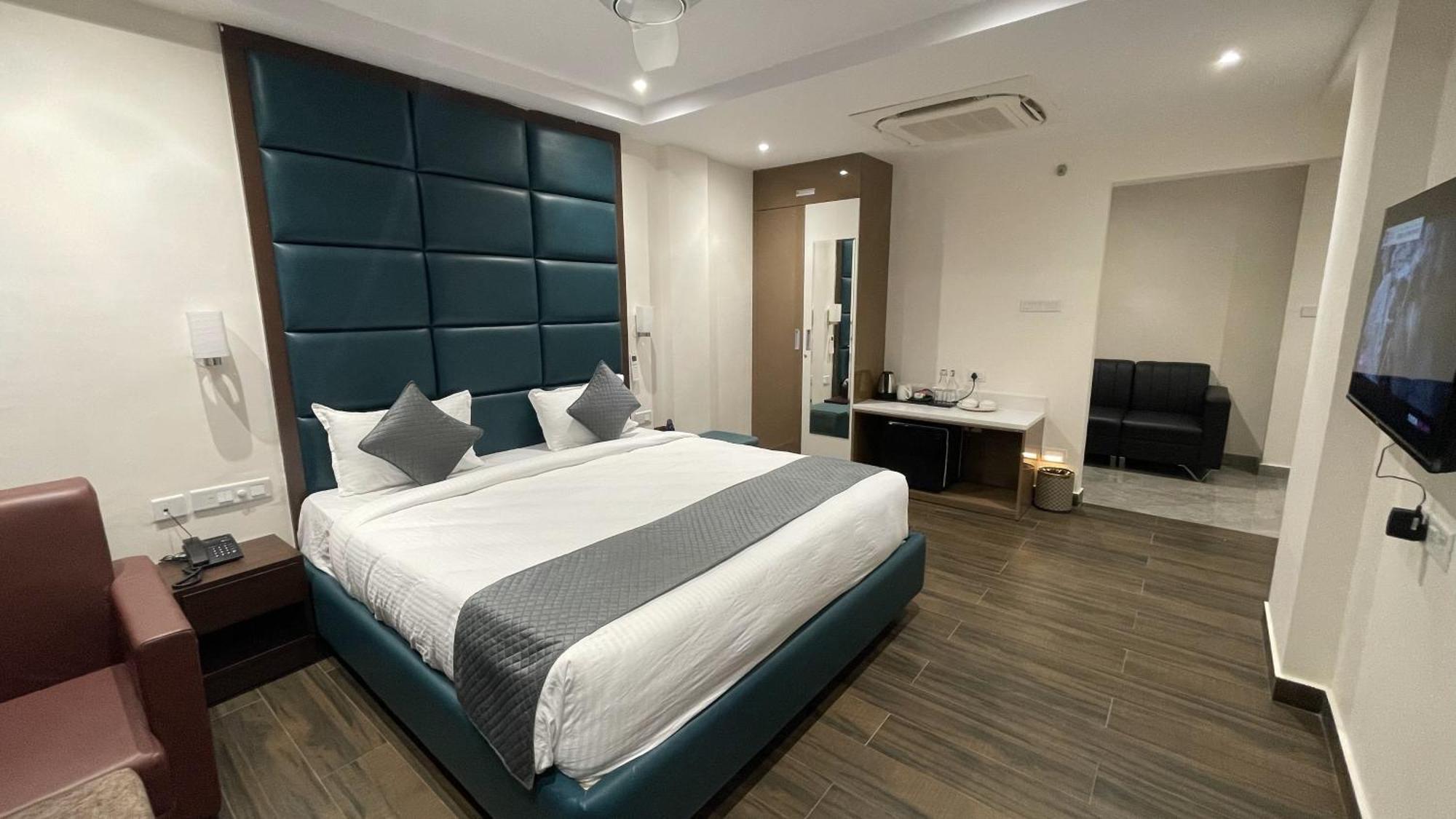 Hotel Silver Cle ไฮเดอราบัด ภายนอก รูปภาพ