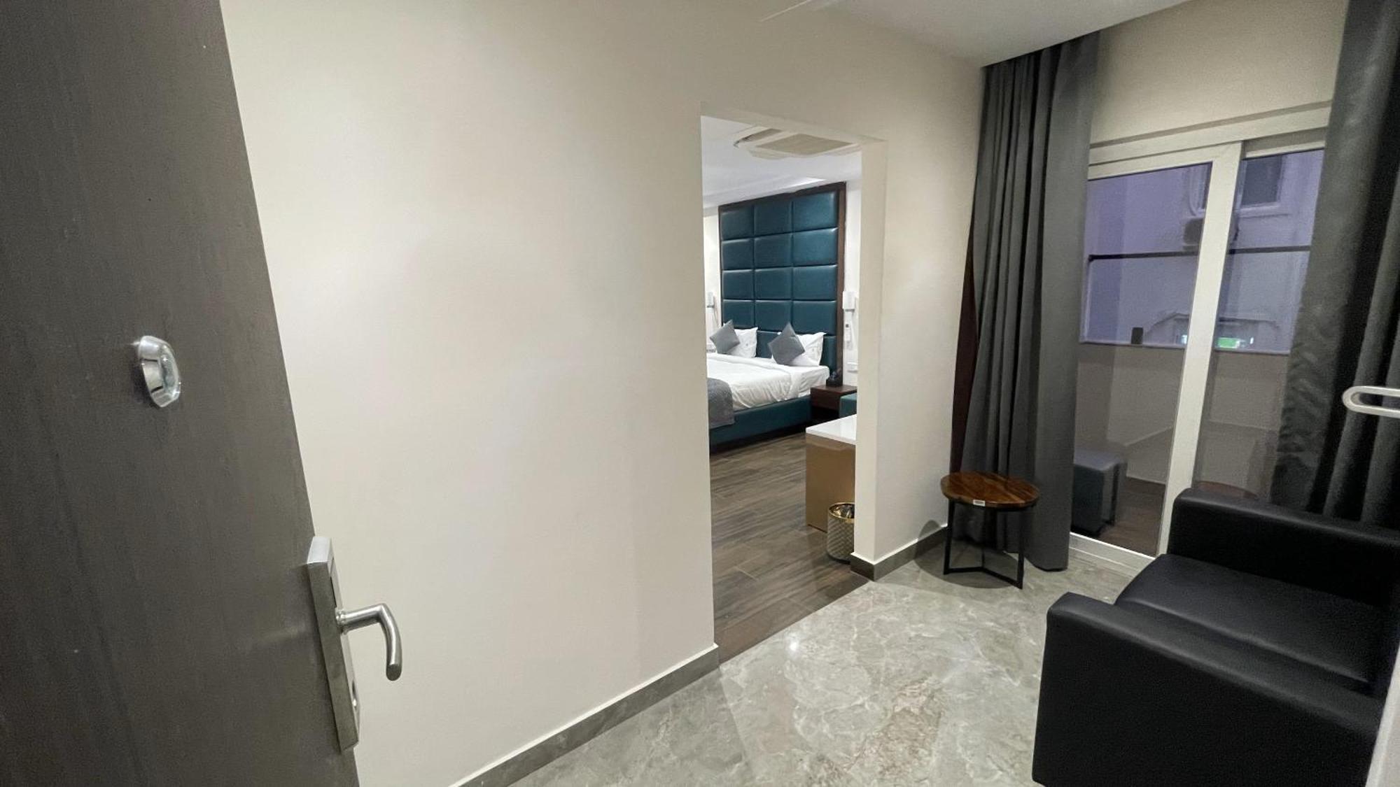 Hotel Silver Cle ไฮเดอราบัด ภายนอก รูปภาพ